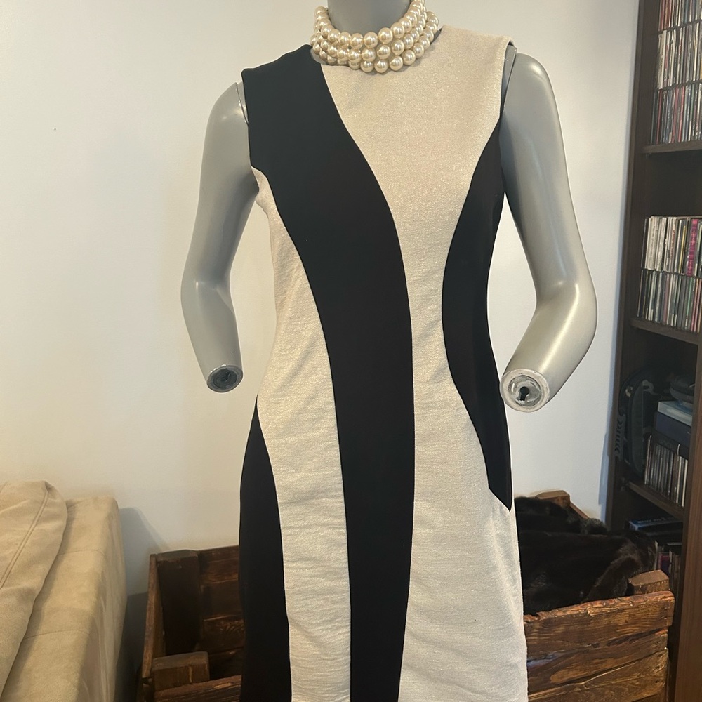 Black & Cream Colourblock Midi Dress - Taylor, Size US 6❤️